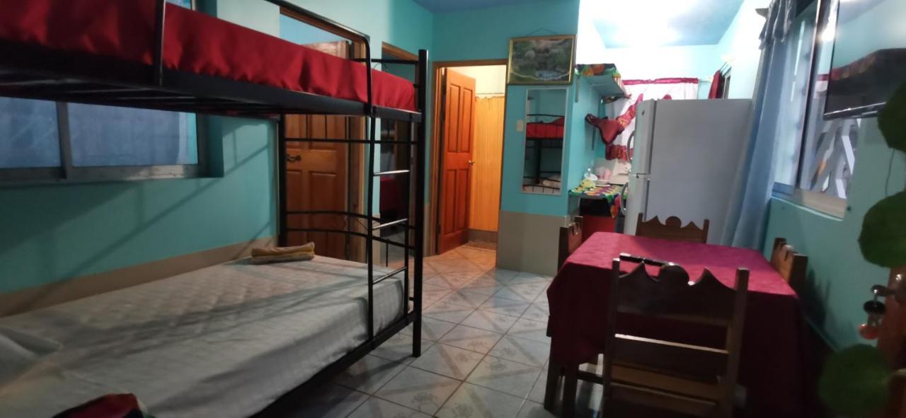Cabinas Mitchaelle'S Puerto Viejo de Talamanca Bagian luar foto