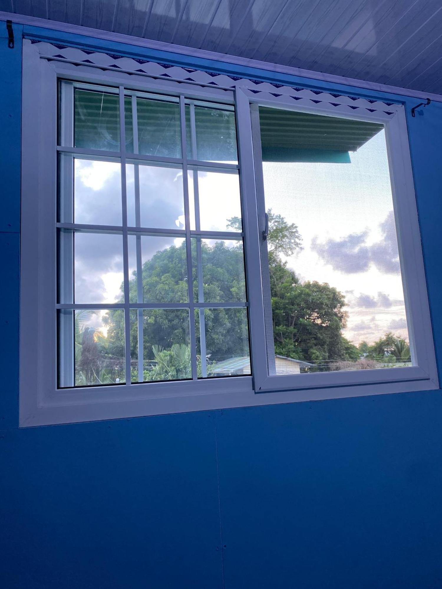 Cabinas Mitchaelle'S Puerto Viejo de Talamanca Bagian luar foto