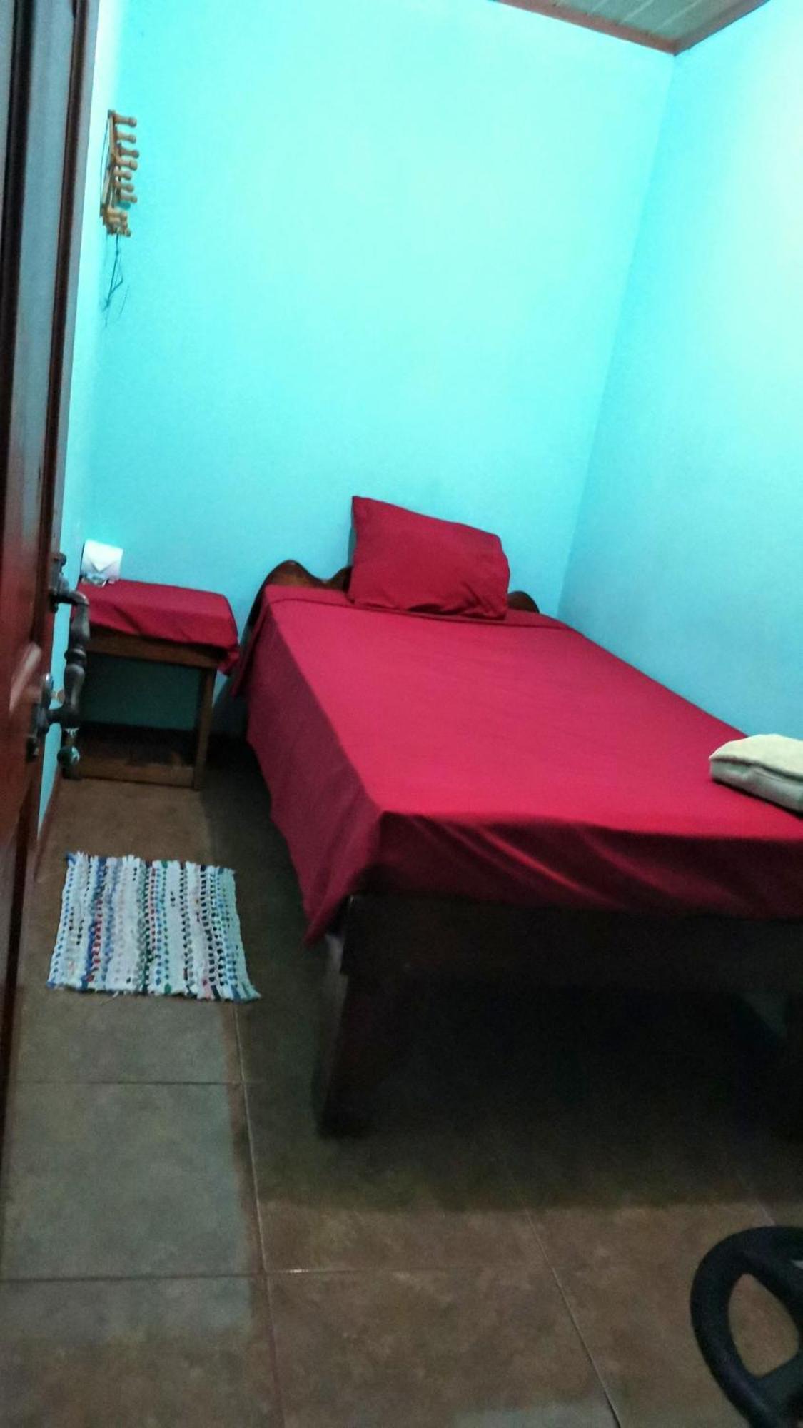 Cabinas Mitchaelle'S Puerto Viejo de Talamanca Bagian luar foto